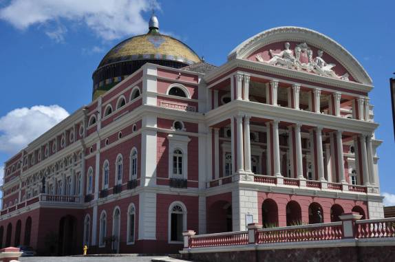 O famoso Teatro Amazonas. Estamos mesmo de volta a Manaus, a capital do estado